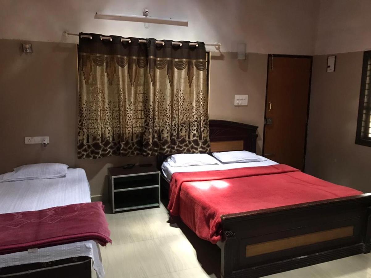 Silver Shadow Homestay Chikmagalūr Extérieur photo