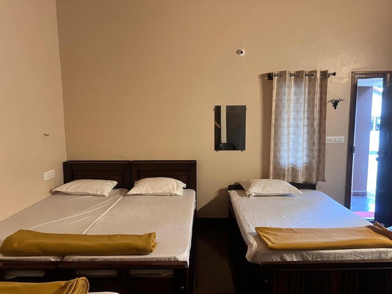 Silver Shadow Homestay Chikmagalūr Extérieur photo